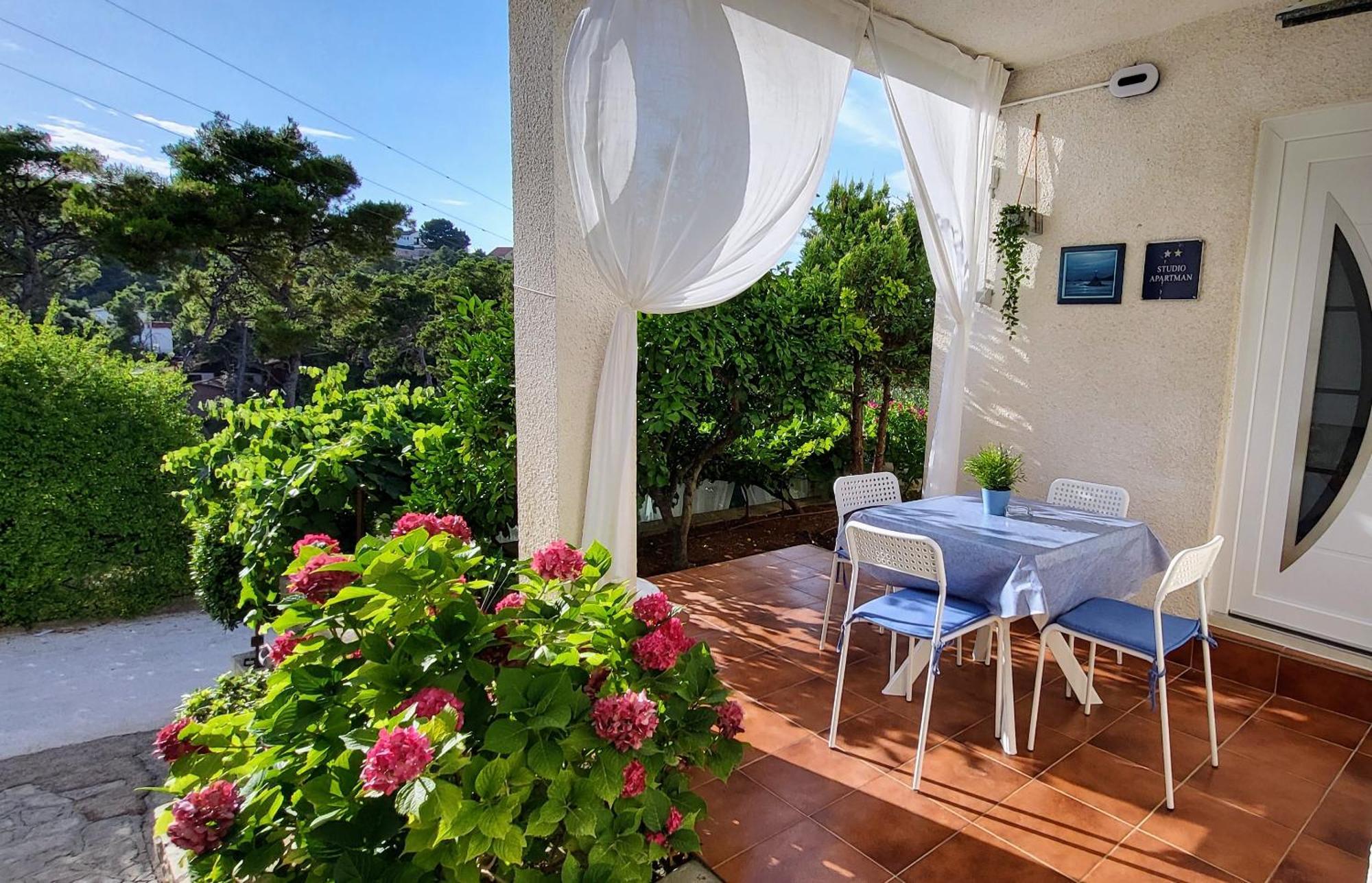 Rogač Apartments Solta מראה חיצוני תמונה
