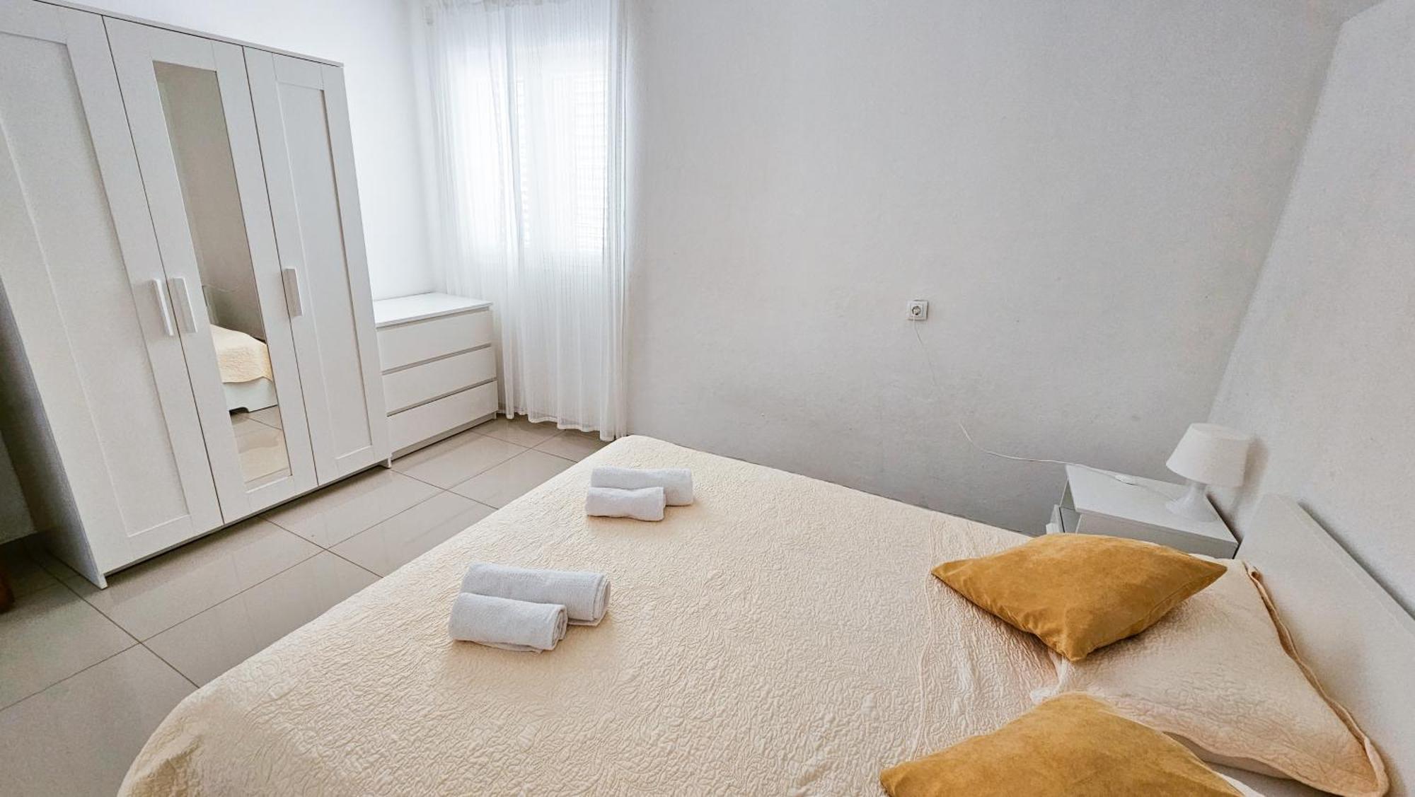 Rogač Apartments Solta מראה חיצוני תמונה